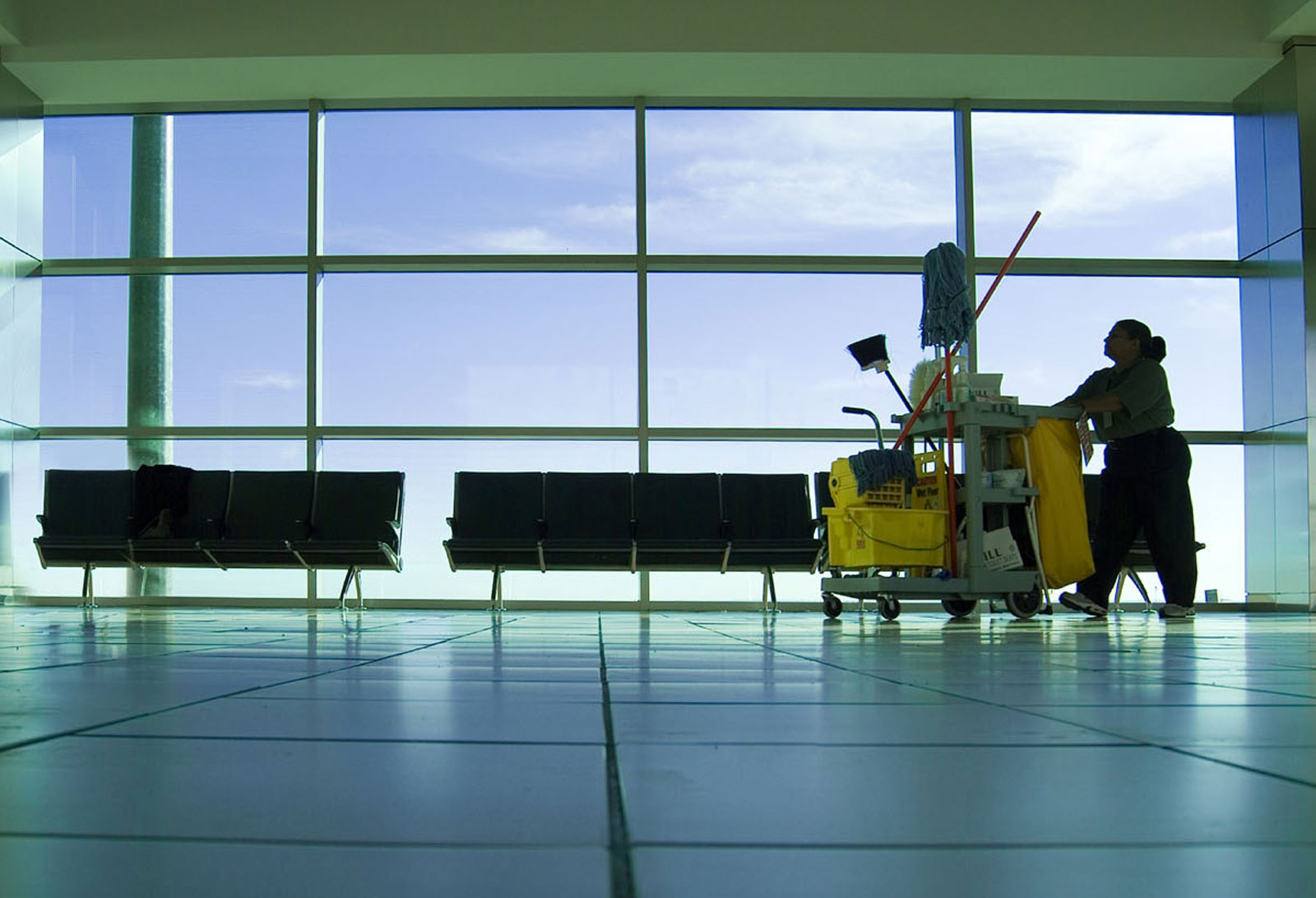 Commercial Cleaning Services | DNC Facility